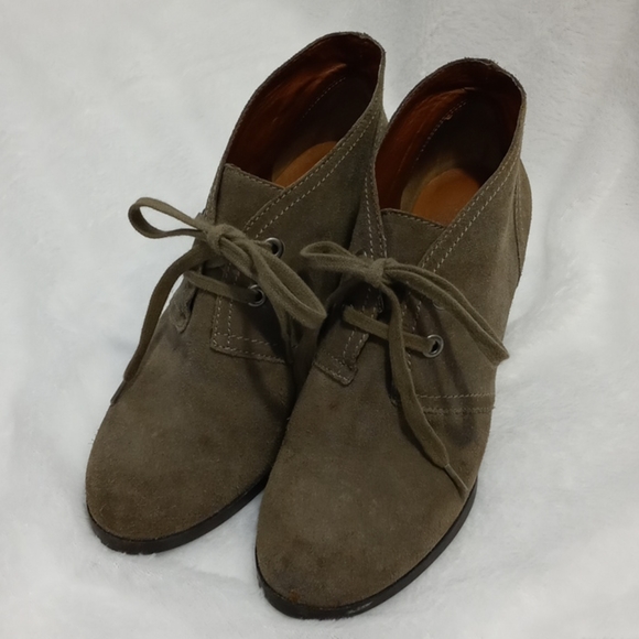 Lucky Brand Shoes - Lucky Brand Leather Tan Lace Up Wedge Boots